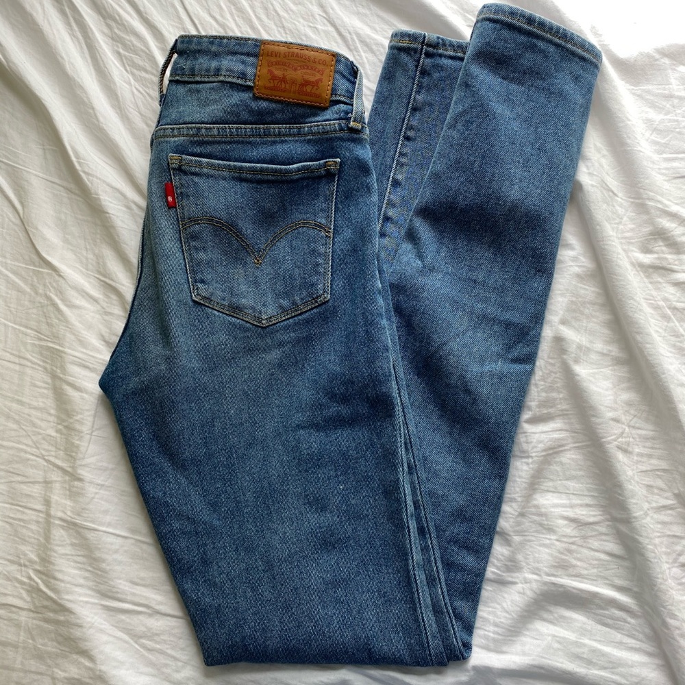 Levi’s 711 skinny jeans size 26
